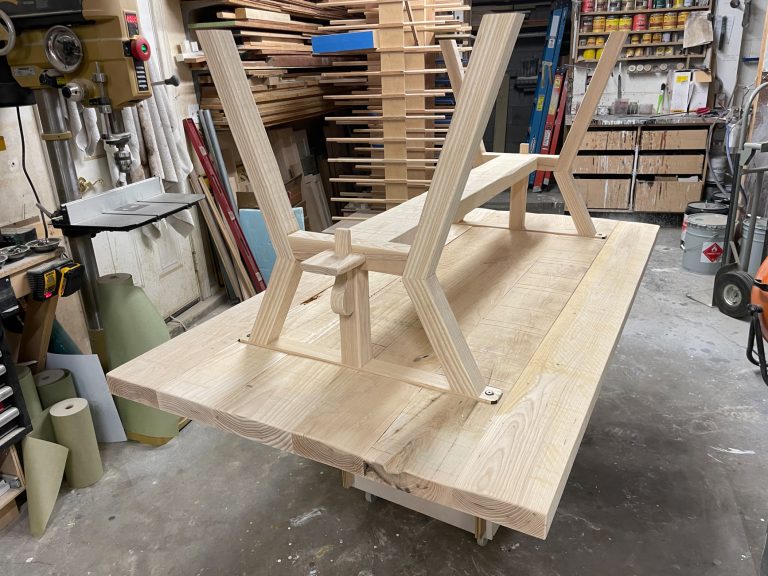 KB-table-bench-3